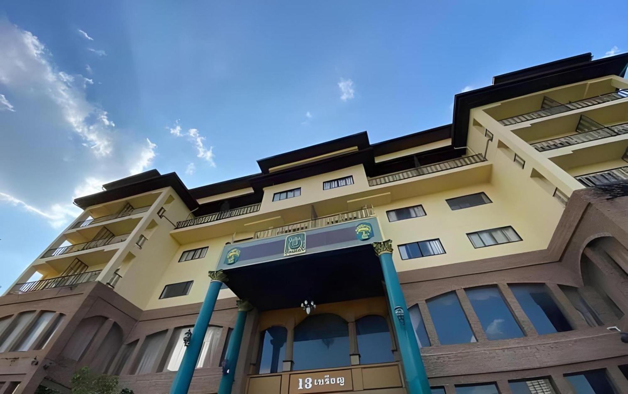 נונטאבורי Oyo 75466 -13 Coins Bang Yai Hotel מראה חיצוני תמונה