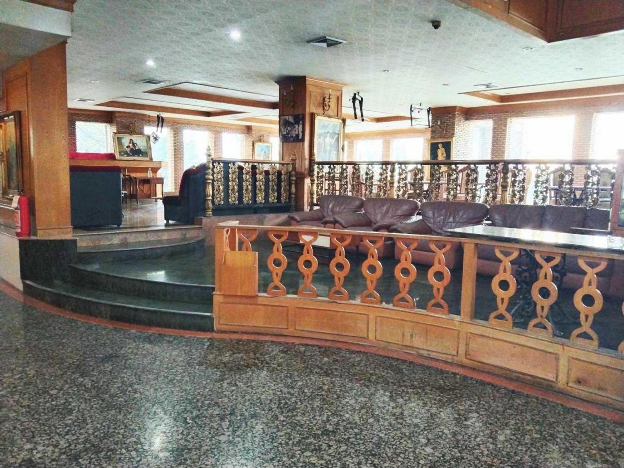 נונטאבורי Oyo 75466 -13 Coins Bang Yai Hotel מראה חיצוני תמונה