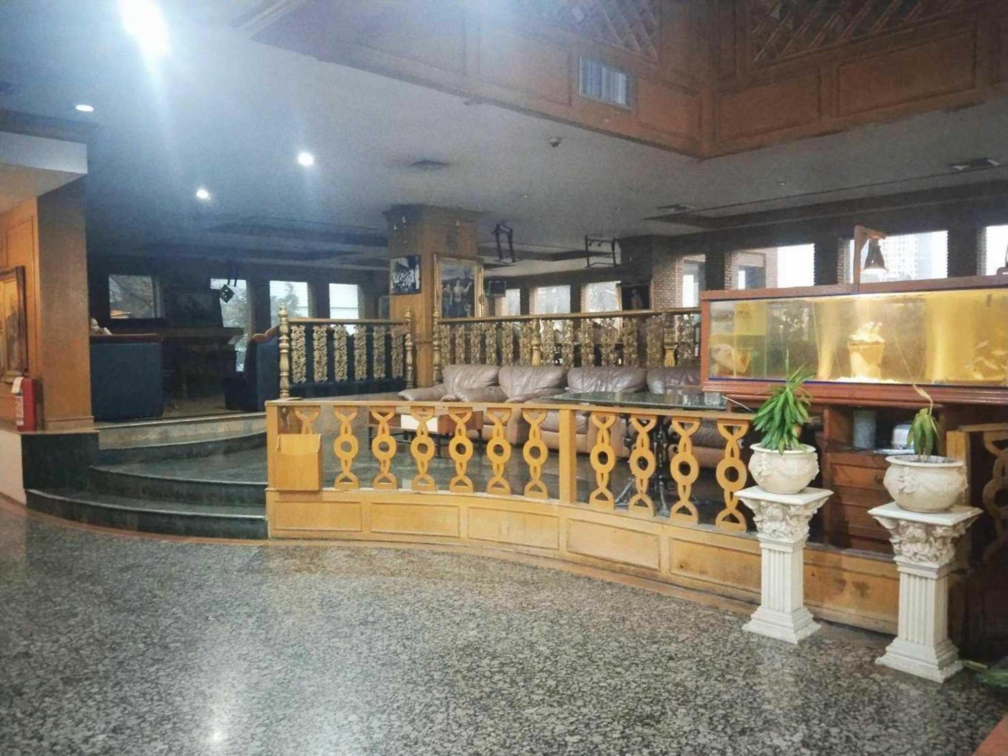 נונטאבורי Oyo 75466 -13 Coins Bang Yai Hotel מראה חיצוני תמונה