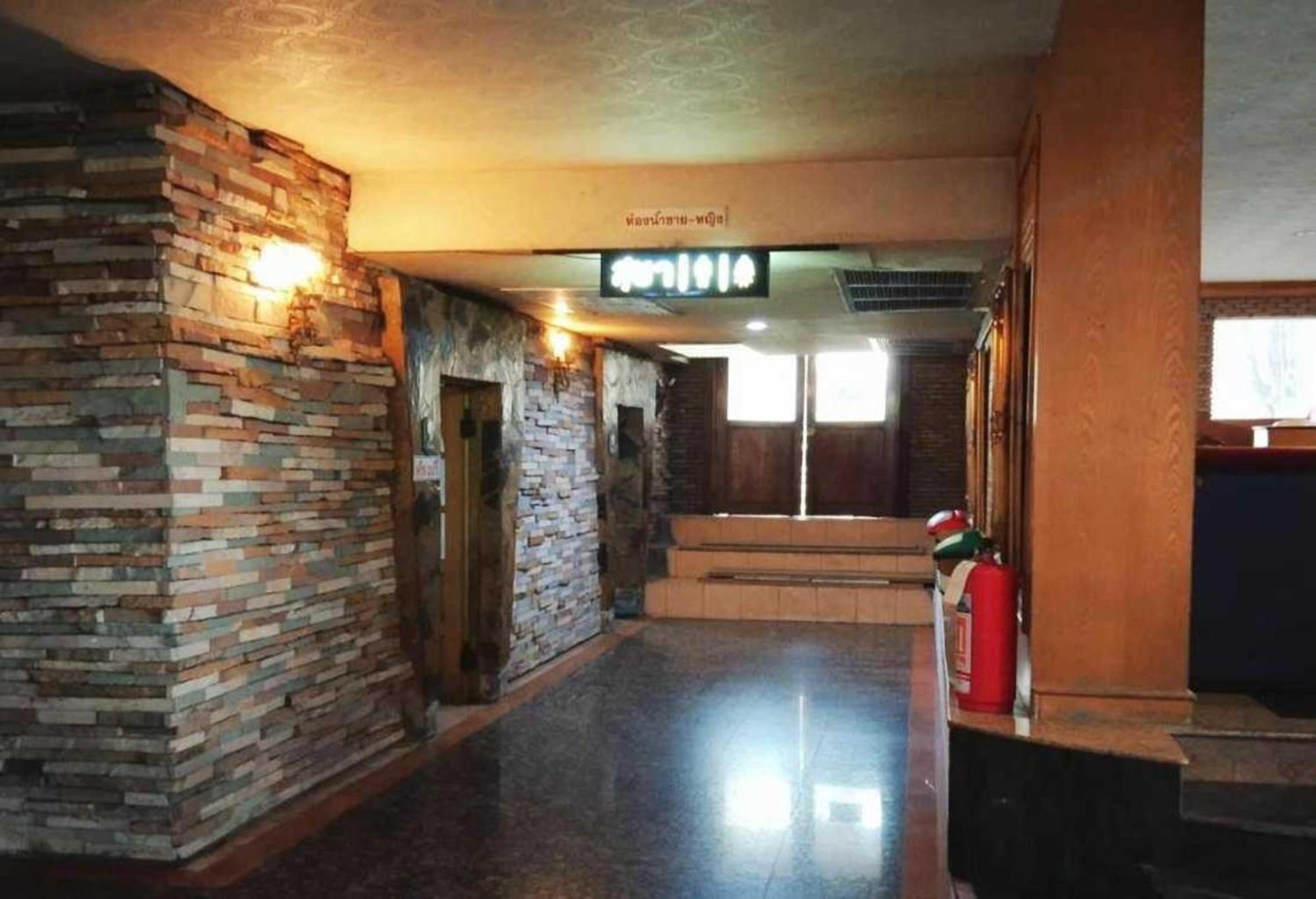 נונטאבורי Oyo 75466 -13 Coins Bang Yai Hotel מראה חיצוני תמונה