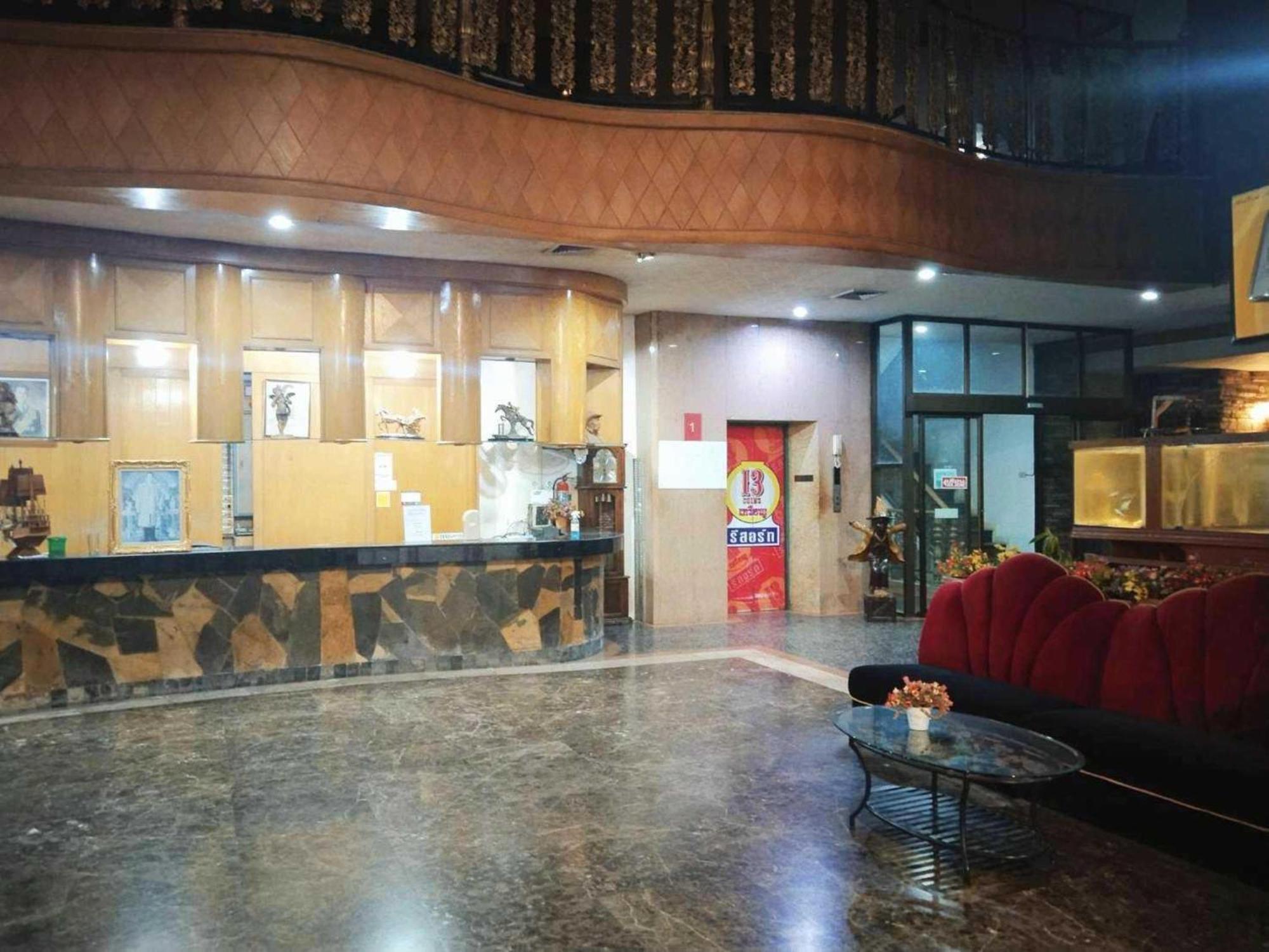 נונטאבורי Oyo 75466 -13 Coins Bang Yai Hotel מראה חיצוני תמונה